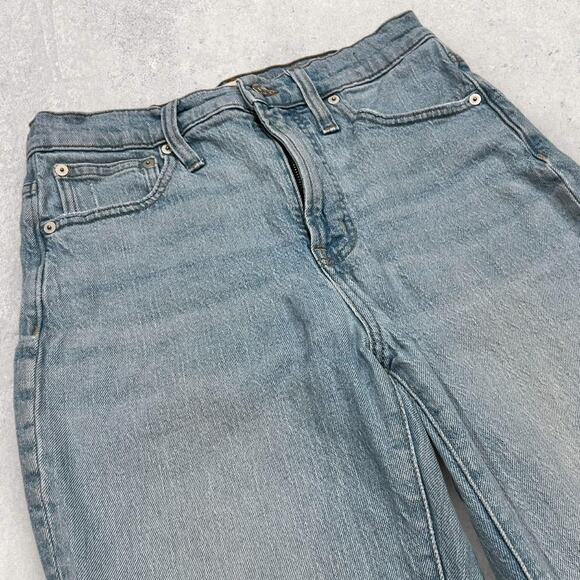 ★ Madewell Classic High-Waisted Light Wash Straight-Leg Jeans ★ - Picture 7 of 8